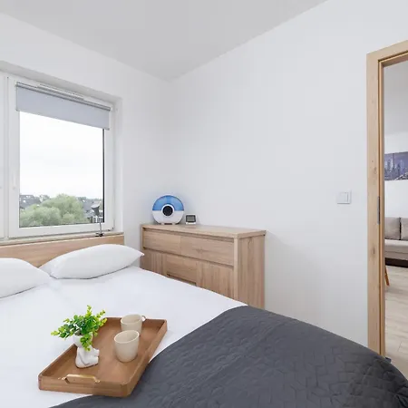 Klimatyzowany Apartament Dla 4 Osob Z Parkingiem W Wieliczce By Renters Apartment *